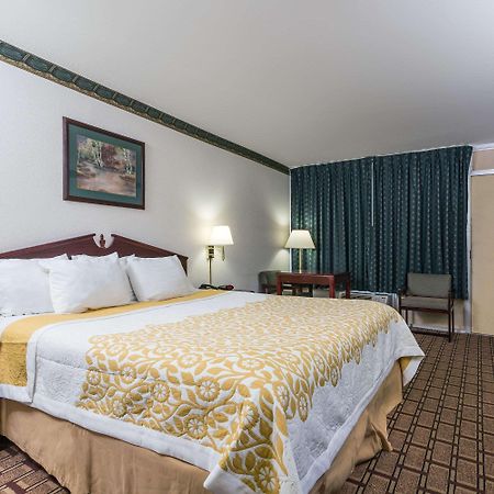 Days Inn By Wyndham Діксон Екстер'єр фото
